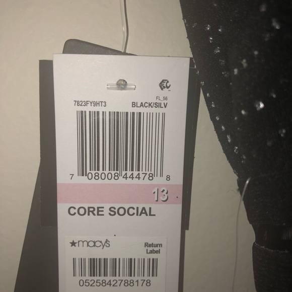 Black formal halter dress - Picture 3 of 3